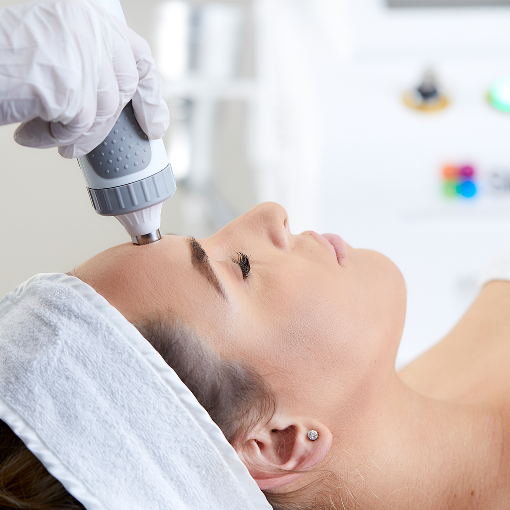 Firm and tighten your skin with Radio Frequency