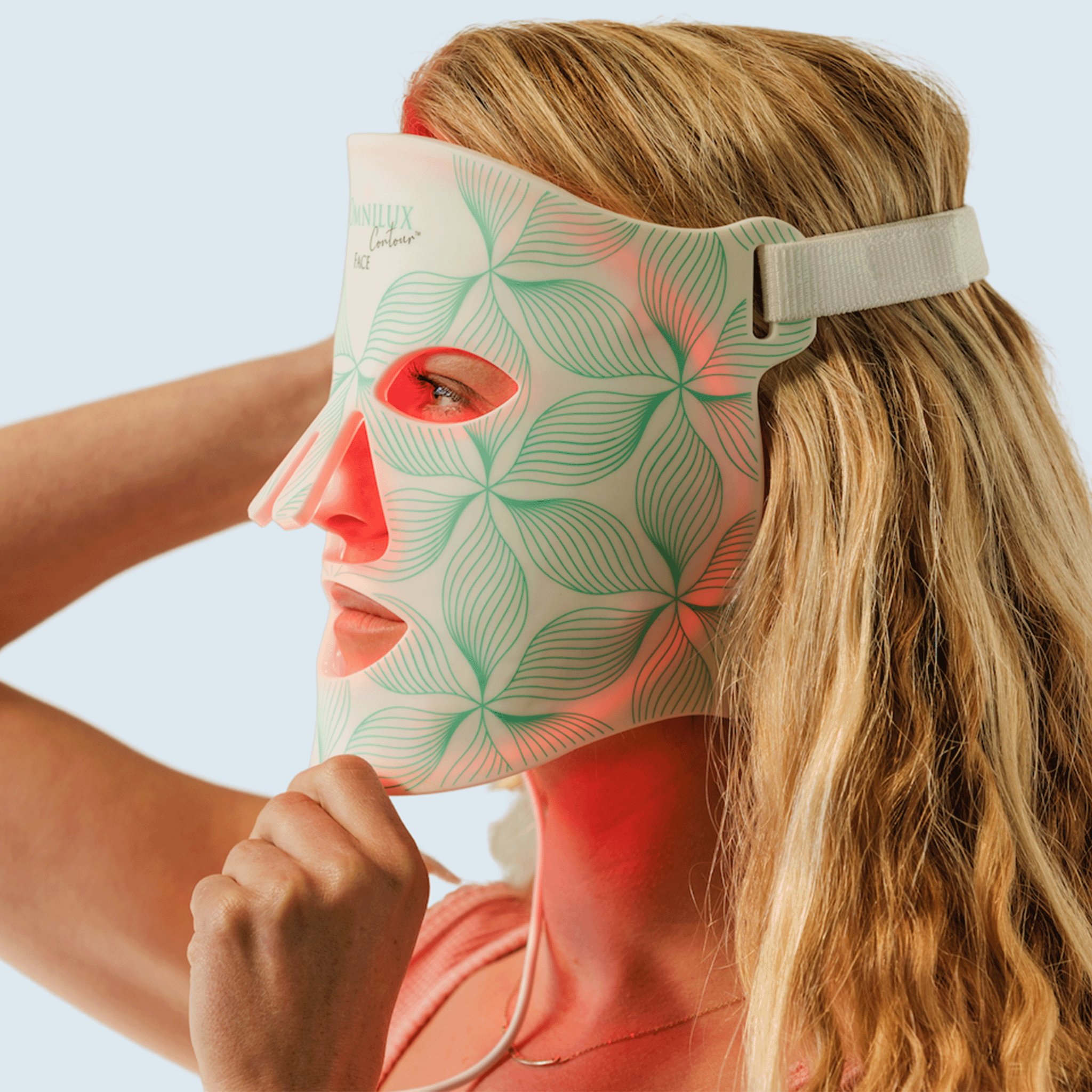 Omnilux LED contour face